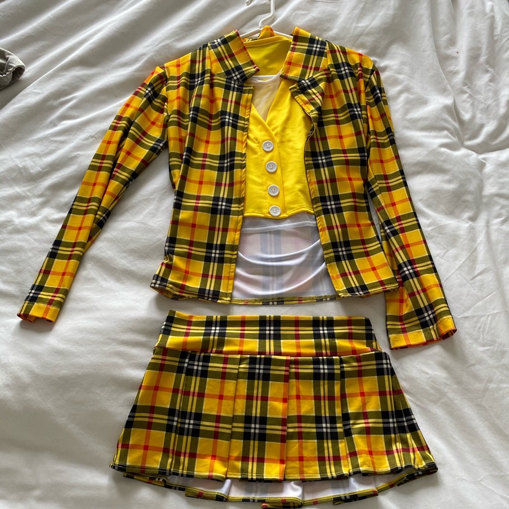 Dolls Kill Clueless Costume (cher)